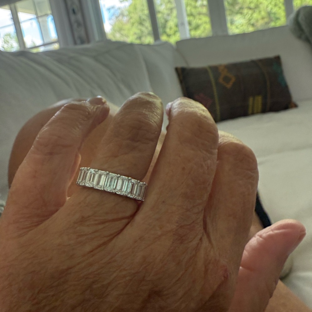 6 carat Elegant 14k White Gold Lab Diamond Women's Eternity Band E VS1 - Picture 4 of 5